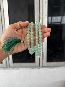 Venta al por mayor de ágata RAIS natural de alta calidad, aventurina verde religiosa, mala de 8 mm pulida para uso metafísico, sanación y Reiki. - Product Image 3