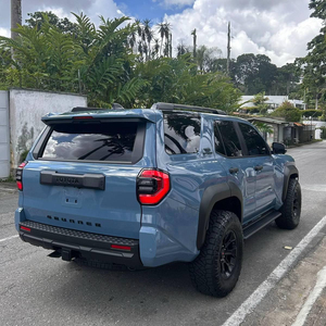 โตโยต้า 4Runner ปี 2025 มือสอง รถ SUV เครื่องยนต์เบนซิน เบาะหนัง ล้อแม็ก R17 ขับเคลื่อนล้อหน้า - Product Image 4