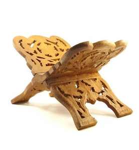 El rehuel de madera mejora la concentración al reducir el malestar físico; la madera une las tradiciones pasadas con la devoción actual. - Product Image 3