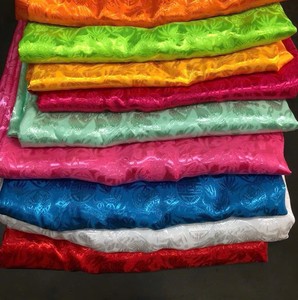 Lanterne en bambou vietnamienne, soie jacquard, motif luxueux, colorée, pour la décoration de mariage, de restaurant, lanterne suspendue de Hoi An, vente en gros - Product Image 4