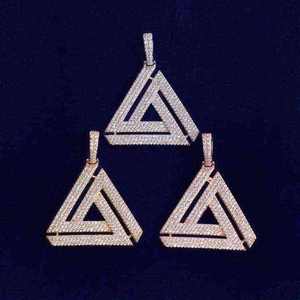 Colgante de Moissanita con Triángulo Geométrico, Totalmente Cubierto de Circonitas, Chapado en Rodio Plateado, Joyería de Moda para Regalo de Boda - Product Image 1