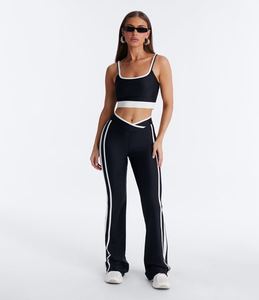 ชุดเซ็ตสองชิ้นเอวสูงไซส์ใหญ่ แห้งเร็ว สำหรับฤดูหนาว ชุดโยคะรัดรูป เสื้อผ้ากีฬาฟิตเนส ไร้ตะเข็บ สีพื้น เป็นมิตรกับสิ่งแวดล้อม - Product Image 1