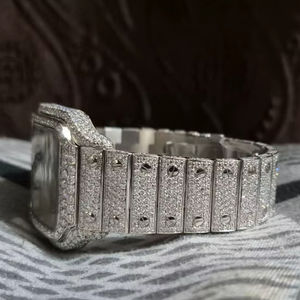 Montre de luxe personnalisée, style hip-hop antique, sertie de moissanite et de saphir, mouvement ETA, squelette, design à épines, bracelet en acier inoxydable et cuir - Product Image 1