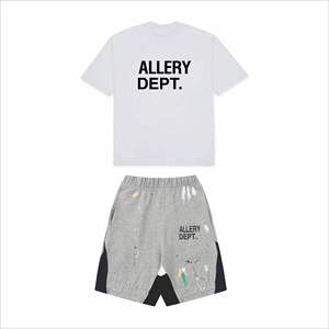 Ensemble deux pièces décontracté d'été personnalisé avec logo privé, respirant, en coton doux 100%, comprenant un T-shirt et un short - Product Image 1