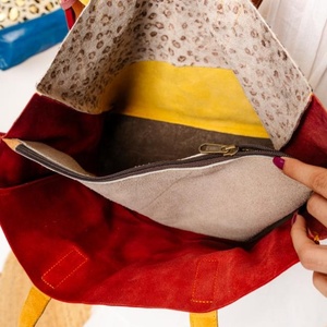 Women's Genuine Cowhide Leather Handtooled <b>Concealed</b> Carry Hobo Bag Portable Western Style Boot Shoulder Strap Winter Autumn Use - Product Image 5