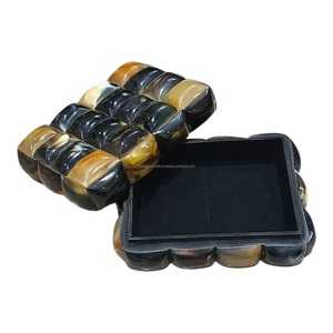 Caja de Joyería Rectangular de Cuerno de Búfalo de Color Natural Hecha a Mano, Caja de Regalo Ecológica de Lujo para Pulseras y Accesorios - Product Image 4