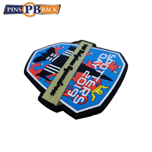 แผ่นแปะโลโก้ PVC กันน้ำ ป้ายยางยืดหยุ่น ออกแบบเองได้ รับผลิตแบบ OEM ODM แบรนด์ส่วนตัว ขายส่ง ผู้ผลิต รูปหัวใจ สี่เหลี่ยมผืนผ้า ผ้า - Product Image 1