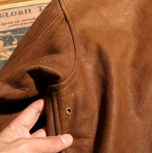 Veste en jean marron de luxe sur mesure pour homme, coupe ajustée, col montant, poches personnalisées, grandes tailles, prix bas, pour usage décontracté - Product Image 3