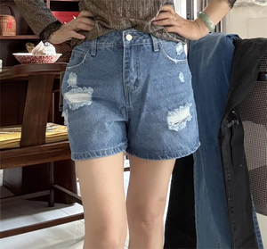 Wholesale women's mid-<b>thigh</b> denim shorts - summer trendy washed-out distressed classic style straight-leg jeans - for ladies - Product Image 1