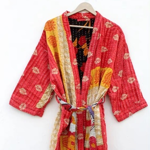 Chaqueta de Kimono Vintage Kantha para Mujer, Chaqueta de Tela de Algodón Hecha a Mano, Abrigo Vintage Kantha - Product Image 1