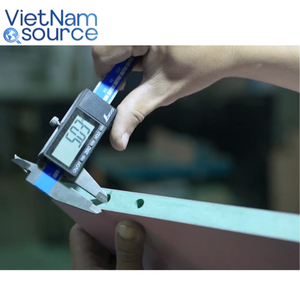 Table de chevet compacte La Quinta, design élégant, idéale pour les équipements des chambres d'hôtel. - Product Image 5