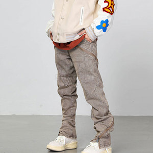 Jean durable avec design de coutures soignées, idéal pour un usage décontracté et professionnel, finition nette, pantalon pour homme. - Product Image 4