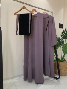 Vestido Abaya Morado Sólido de Poliéster de Lujo y Alta Calidad para Mujer, Estilo Modesto, Largo hasta el Suelo, Holgado, de Manga Larga con Ribete Negro - Product Image 2