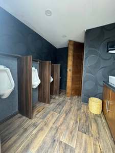 Remolque VIP con Dos Cabinas y Baño - Product Image 3