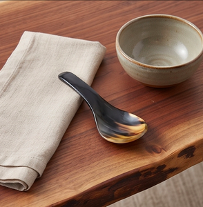 Cuchara para ensalada hecha a mano con cabeza de cuerno natural, utensilio de mesa pulido para buffet, bodas, fiestas, barras de ensaladas y recepción de invitados - Product Image 2