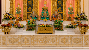 Majestic Golden Swaminarayan <b>Mandir</b> Community Prayer Hall Large Traditional Teak Wood Durable Hindu Community Center - Product Image 5