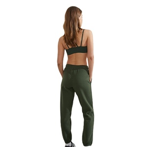 ผู้ผลิตขายส่งเสื้อผ้าสตรีทแวร์แฟชั่นฤดูหนาวแบบกำหนดเอง กางเกงวอร์มดีไซน์โพลีเอสเตอร์/คอตตอนเนื้อหนา ระบายอากาศได้ดี - Product Image 6