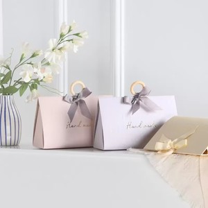 Milan Style High-End Portable Luxury Gift <b>Box</b> with Wooden <b>Ring</b> Handle Paperboard 3 Colors Ready Stock for Jewelry Wedding Favor - Product Image 5