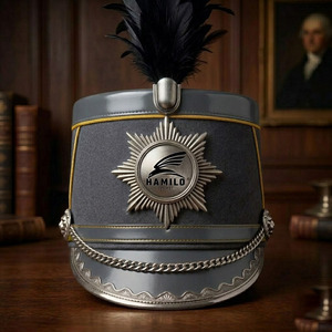 Sombrero shako clásico de lana que ofrece una estructura cómoda y un diseño histórico atractivo para músicos. Sombreros shako en venta. - Product Image 2