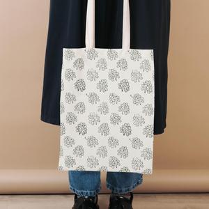 Sac à bandoulière de qualité supérieure à motif floral avec deux sangles, sac fourre-tout abordable et durable imprimé à la main, exportateur indien - Product Image 5