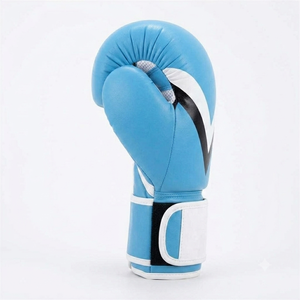 Guantes de Boxeo de Alta Calidad para Adultos con Palma Antideslizante de Cuero PU y Cierre de Gancho y Bucle para Soporte de Muñeca - Product Image 3
