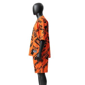 Ensemble short et maillot de football pour homme, 150 GSM, polyester léger, maille orange, sublimation intégrale, logo personnalisé - Product Image 3