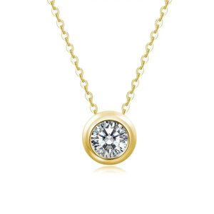 Collar con Colgante Solitario de Lujo en Oro Amarillo de 18K con Diamante Cultivado en Laboratorio de Corte Marquesa y Engaste de Bisel, con Certificación de Sustentabilidad - Product Image 1