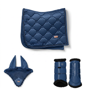 Juego de almohadillas para silla de montar Tough Tack para doma clásica, azul marino, acolchado de seda y algodón, <span class=keywords><strong>botas</strong></span> de montar cómodas, máscara antimoscas - Product Image 1