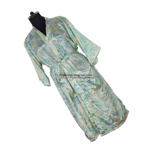 KL004 Kimono de Seda Estilo Bohemio, Bata Larga para Otoño, Invierno y Verano, Estilo Vintage, Camisón para Mujer, Mangas Largas, Cierre con Cordón - Product Image 1