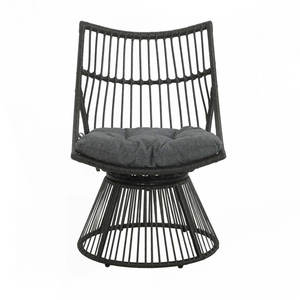 Chaise d'extérieur en rotin - Product Image 4