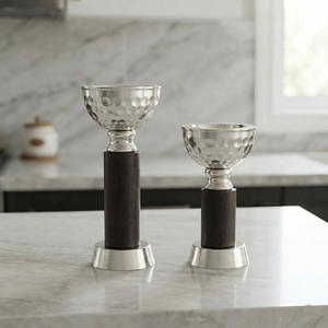 Ensemble élégant de brûleurs d'encens en argent et bois foncé, comprenant des bols texturés martelés et des bases assorties élégantes pour l'aromathérapie - Product Image 1