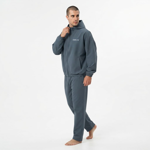 Chándal Deportivo para Hombre, 100% Poliéster, Ropa Deportiva para Correr, Fabricante y Proveedor Mayorista OEM ODM, Cierre Completo - Product Image 1