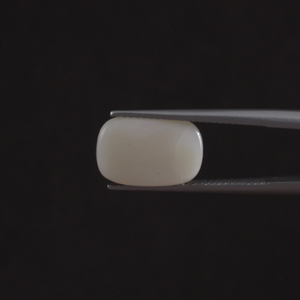 Opale naturelle blanche certifiée IGI, pierre précieuse en vrac, 4,34 carats, taille coussin 14x9mm, taillée à la main, polie, traitée par cirage/huile légère - Product Image 3