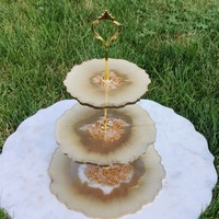 Support à desserts de luxe, présentoir élégant au design stylé, construction durable et robuste, idéal pour gâteaux et cupcakes