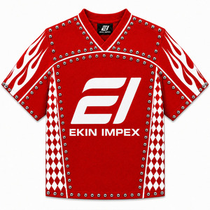 เสื้อเจอร์ซีย์คอวีพิมพ์ลายเปลวไฟสีแดงพรีเมียม |   เสื้อสตรีทแวร์ตัวใหญ่ทรงโอเวอร์ไซส์ แต่งลายตารางเพชร 100% โพลีเอสเตอร์ - Product Image 1