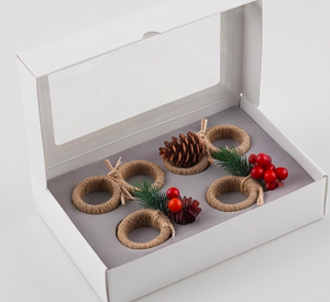 Anillo para servilletas de yute rústico con piñas, follaje y cuentas rojas para Navidad y decoración de mesa - Product Image 6