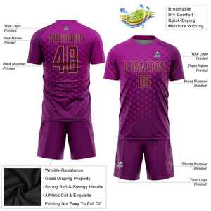 ชุดฟุตบอลชายแบบกำหนดเอง แขนครึ่งตัว สีชมพูเข้ม ระบายเหงื่อได้ดี ทรงปกติ ผู้ใหญ่ ผู้ผลิต OEM กีฬา 100% - Product Image 2