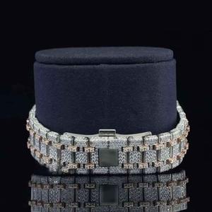 Reloj de Lujo con Diamantes Moissanite de Alta Gama, Estilo Hip Hop, Disponible para la Venta - Product Image 5