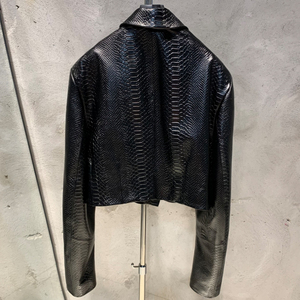 Chaqueta de Invierno 2026 para Mujer, Color Borgoña, de PU de Secado Rápido, Cuero de Grano Completo de Alta Calidad, Relleno 100% Poliéster, Gran Venta - Product Image 2