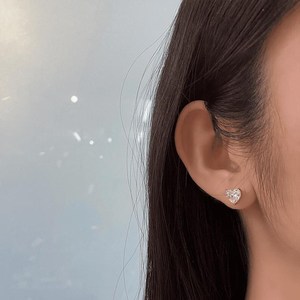 Pendientes de Diamantes con Corte Corazón de 1.01CT Cada Uno, Brillantes, en Oro Amarillo de 14K, Cultivados en Laboratorio, para Mujer, Regalo de Compromiso o Propuesta de Matrimonio para Enamorados - Product Image 4