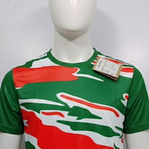 เสื้อฟุตบอลซับลิเมชั่นคุณภาพเยี่ยม ด้านหน้าแบบอินเตอร์ล็อค และด้านหลังแบบไมโครเมช โพลีเอสเตอร์ 100% 140 กรัมต่อตารางเมตร - Product Image 2