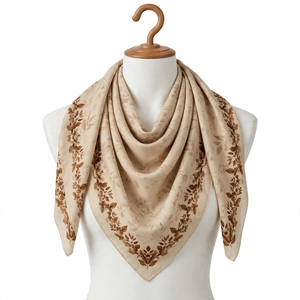 Pañuelo de Seda Beige Elegante para Mujer, Diseño de Hojas, Chal Cuadrado con Estampado Digital, Regalo para Actividades al Aire Libre, Pañuelo Suave para la Cabeza, Accesorio de Moda - Product Image 1