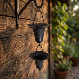 Chaîne de pluie décorative en aluminium noir martelé pour gouttière de jardin et drainage de l'eau - Product Image 6