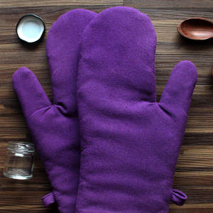 High Quality Cotton Double Oven Mitts Extra Long Customized <b>Heat</b> Resistant for Kitchen Use - Product Image 1