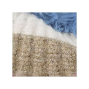 Bonnet d'hiver chaud en fibre acrylique de couleur unie avec logo brodé personnalisé, vente en gros de mode, bonnets tricotés avec logo sur mesure - Product Image 4