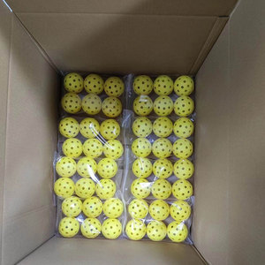 Pelota de Pickleball Ligera con Diseño Equilibrado para un Juego Rápido, Lista para Partidos de Pickleball - Product Image 5