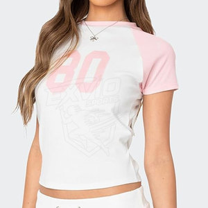 Maillot de baseball court personnalisé pour femme, idéal pour le sport, en matière légère et respirante - Product Image 3