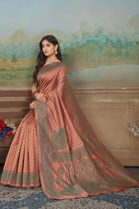 Sari de Seda Banarasi de Diseño Único y Elegante para Mujer, Perfecto para Festivales, Bodas y Fiestas, Disponible para la Venta - Product Image 5