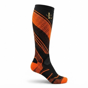 Chaussettes de compression légères et confortables, idéales pour la course à pied et le fitness, en tissu extensible respirant de qualité supérieure - Product Image 2