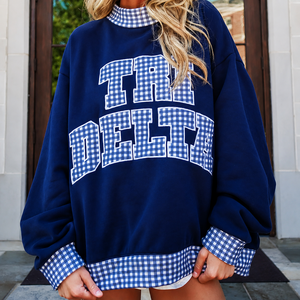 Sweat-shirt oversize à col montant pour femme, avec broderie personnalisée en lettres et motifs écossais, en molleton de coton, marque privée - Product Image 2